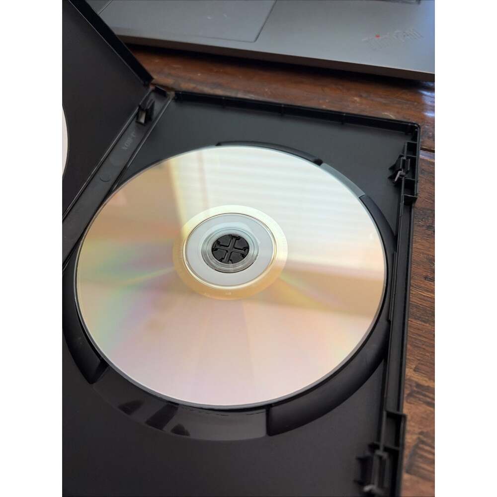Skyfall (DVD, 2012) - Picture 5 of 5